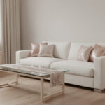 découvrez comment utiliser le tissu en paillettes par petites touches pour apporter éclat et dynamisme à votre décoration sans la surcharger, alliant élégance et subtilité.